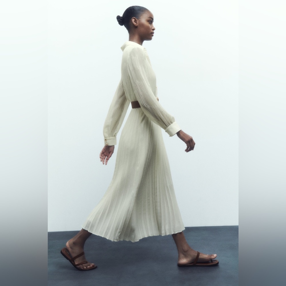 ZARA Pleated Shirtdress - Picture 2 of 12
